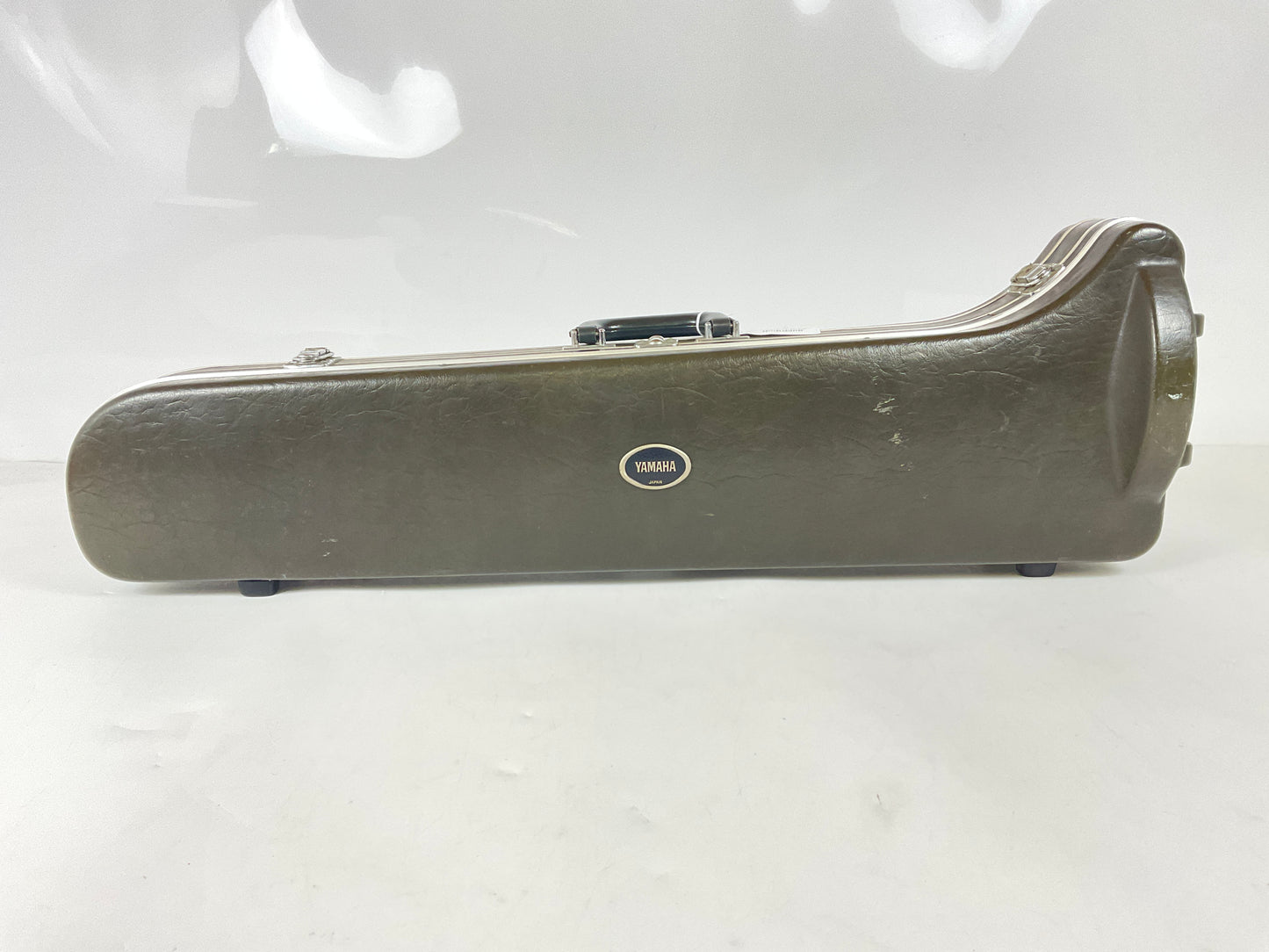 Used Yamaha YSL-8420G Bb/F Trombone (SN: 001908)