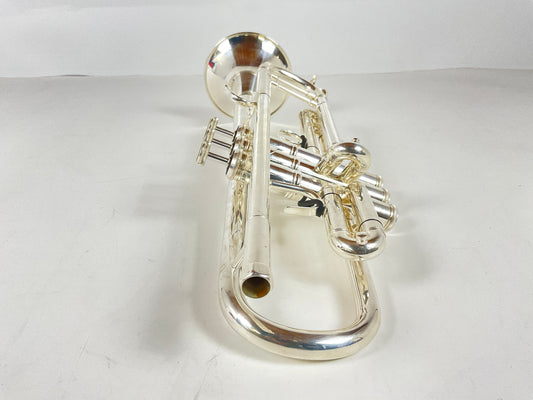 Used Bach 37 Bb Trumpet (SN: 749569)