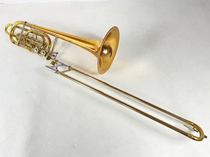 Trombone basse Holton TR-181 Sib/Fa/Solb/Ré indépendant d'occasion (SN: 639775)