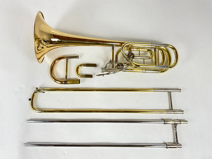 Trombone Sib/Fa d'occasion Yamaha YSL-8420G (SN : 001908)