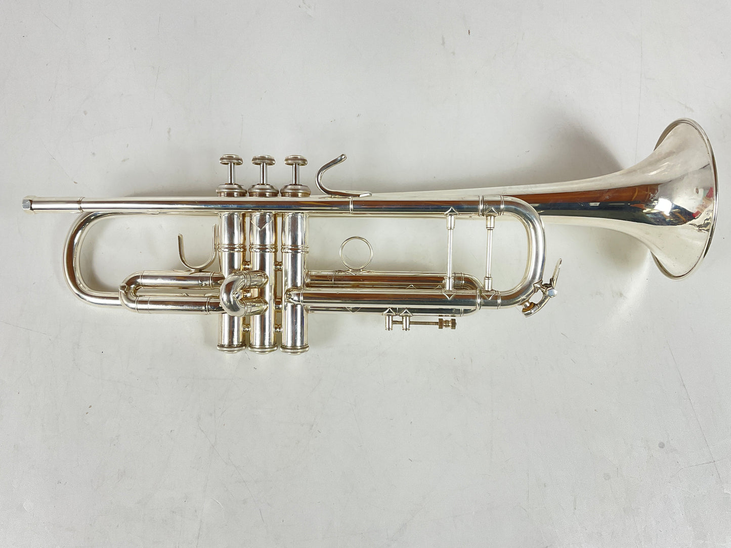 Used Bach 37 Bb Trumpet (SN: 706329)