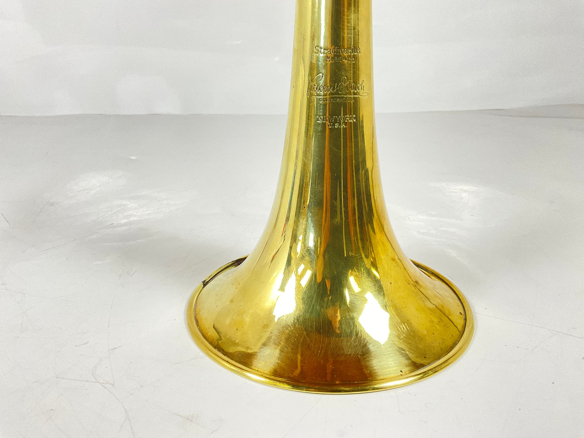 Used Bach "New York" 15T Bb Tenor Trombone (SN: 184)