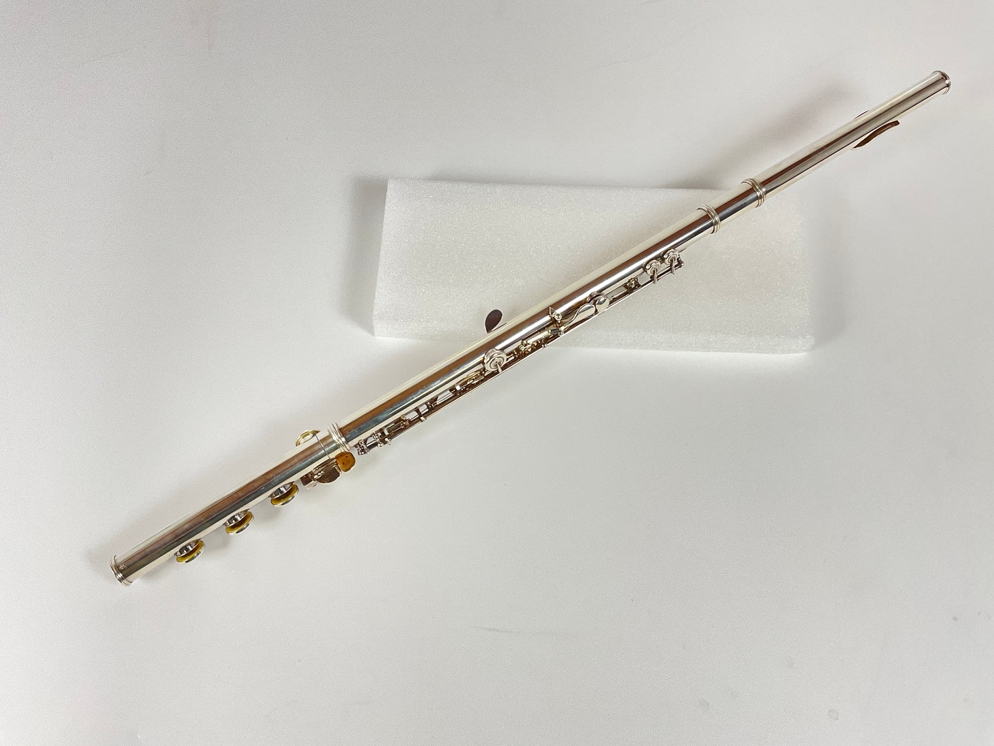 Used Yamaha YFL-581 Flute (SN:054176)