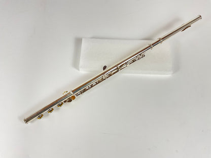 Used Yamaha YFL-581 Flute (SN:054176)