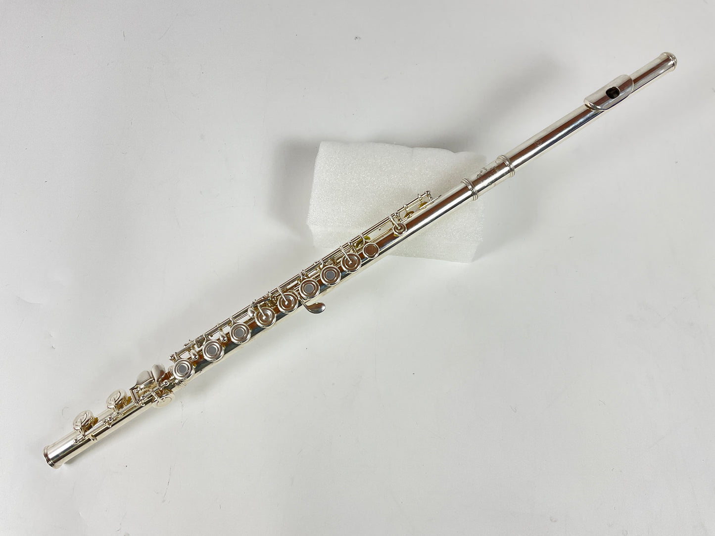 Used Yamaha YFL-881 C Flute (SN: 1489)