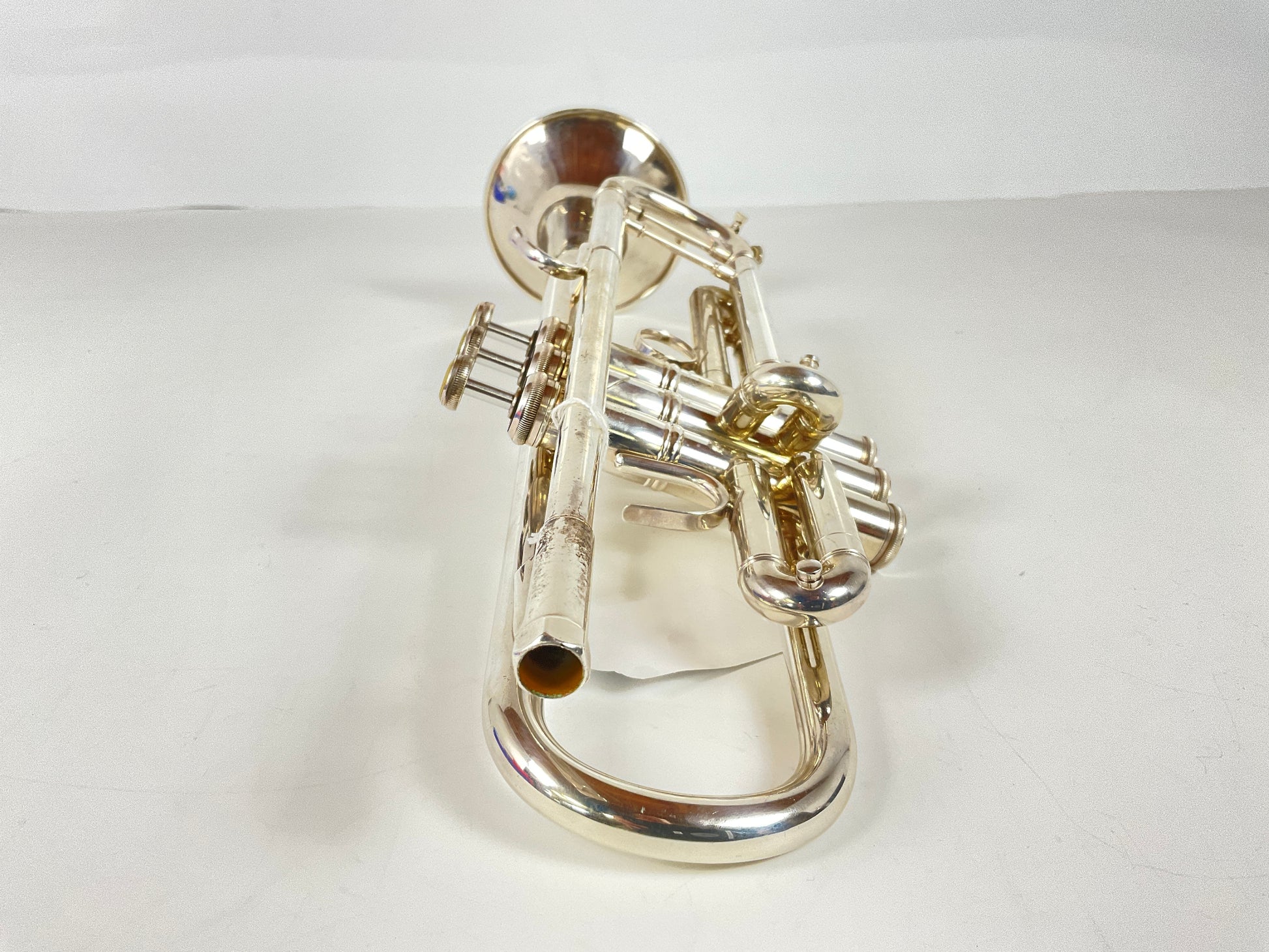 Used Bach 37 Bb Trumpet (SN: 660237)