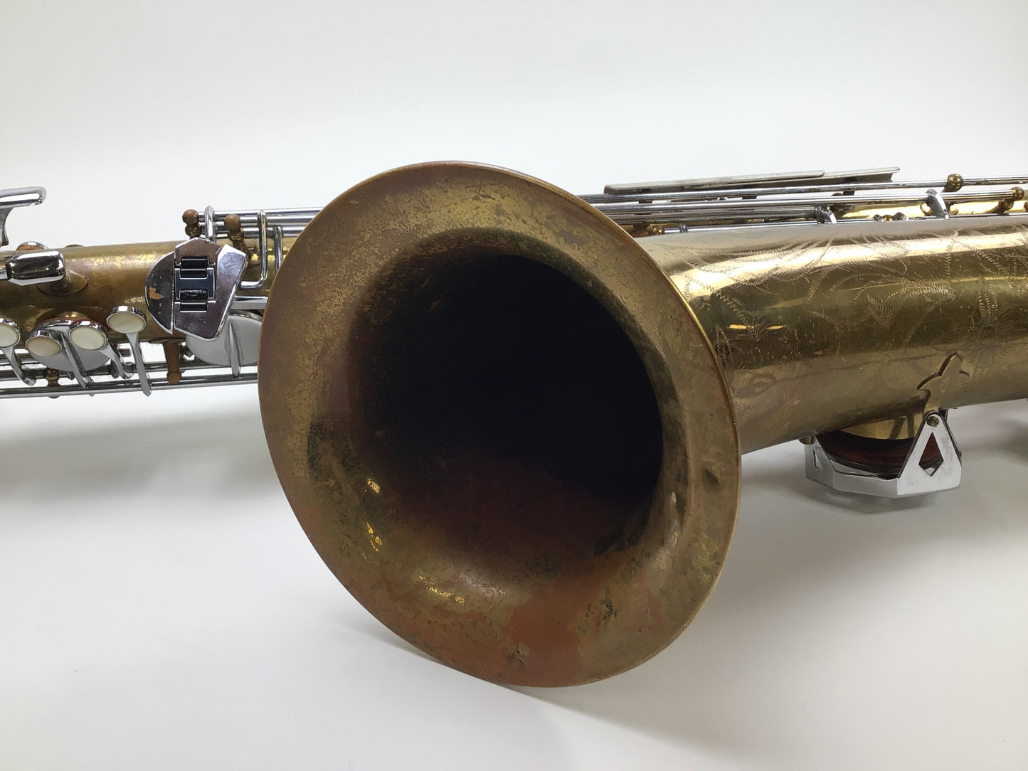 Used Dolnet Baritone Saxophone (SN: 74205)