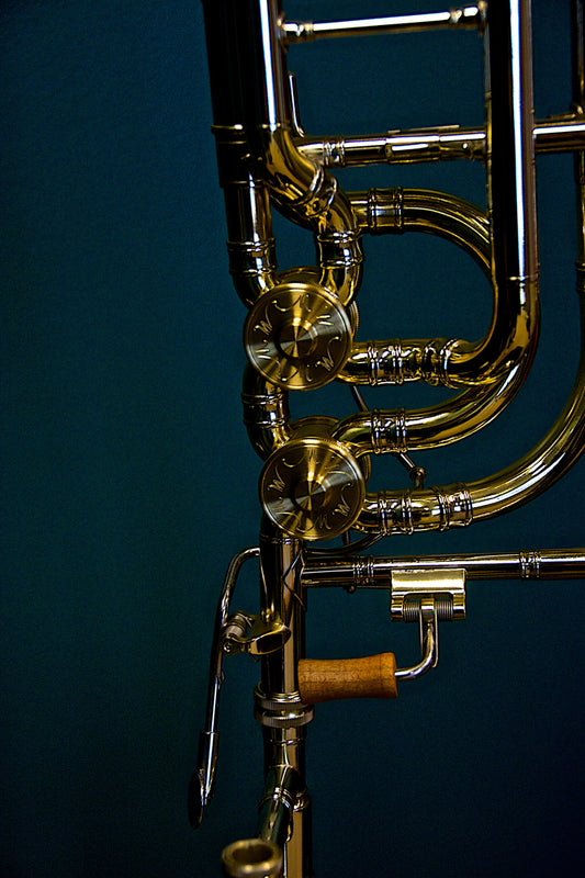 M&W 929 Large Bore Double Valve Bass Trombone Bb/F/Gb with Detachable Bell