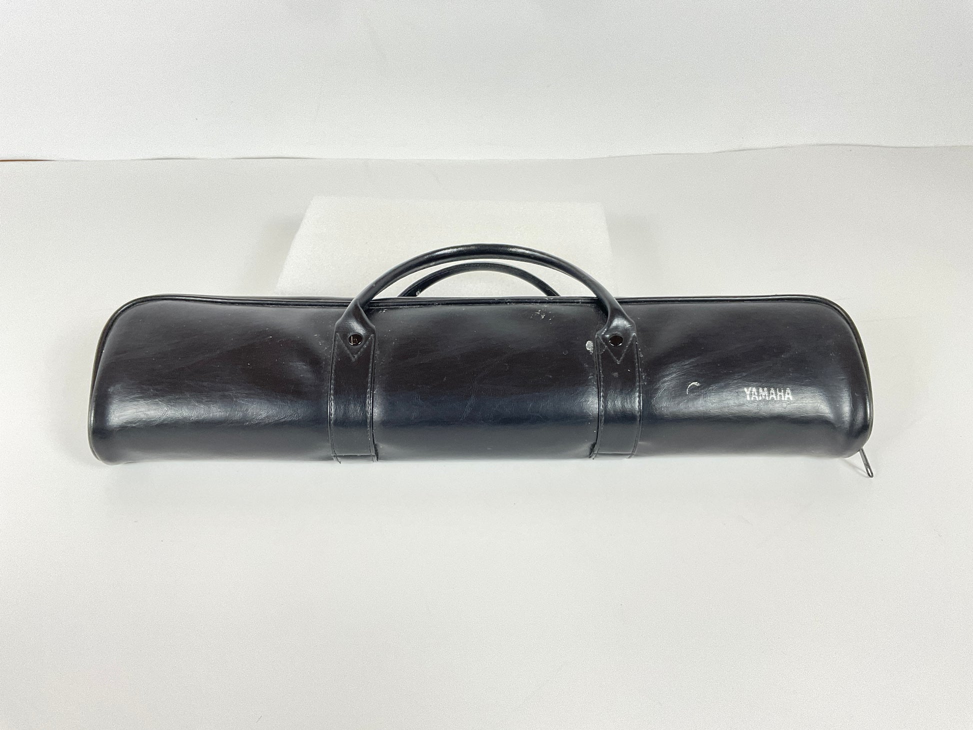 Used Yamaha YFL-581 Flute (SN:054176)